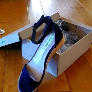 Steve Madden Sandles